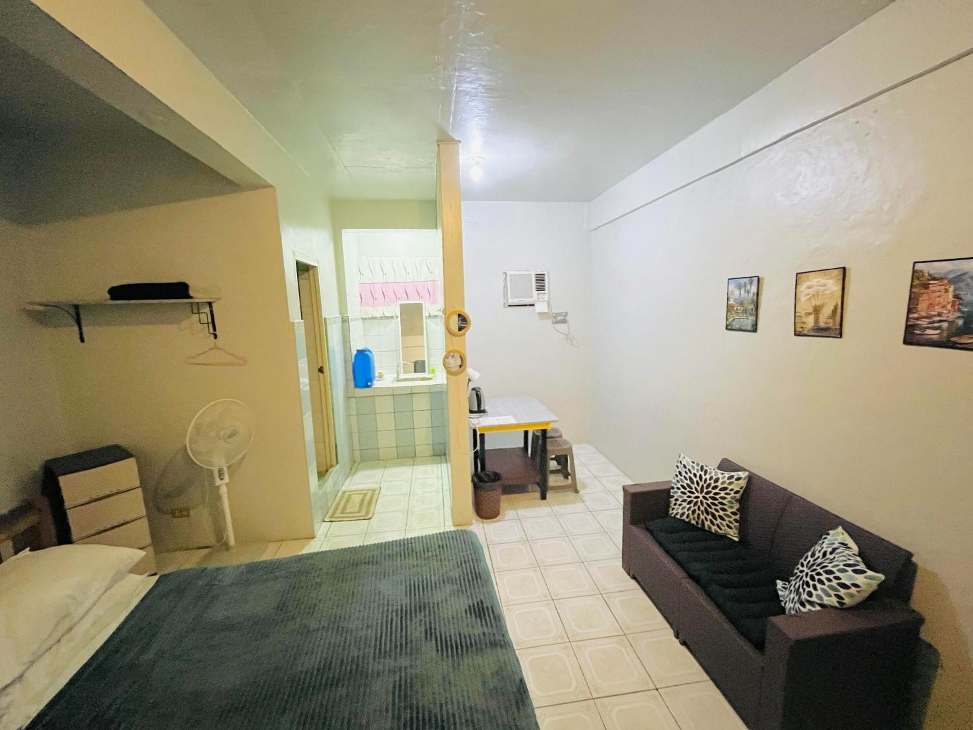 The Studio Byhome Puerto Princesa Ngoại thất bức ảnh